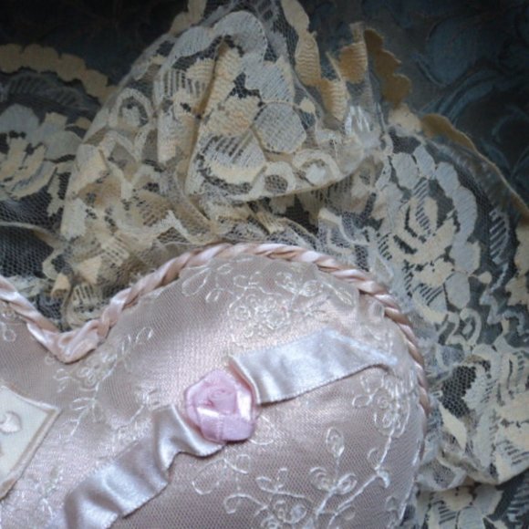 wedding ring bearers pillow - Picture 4 of 6